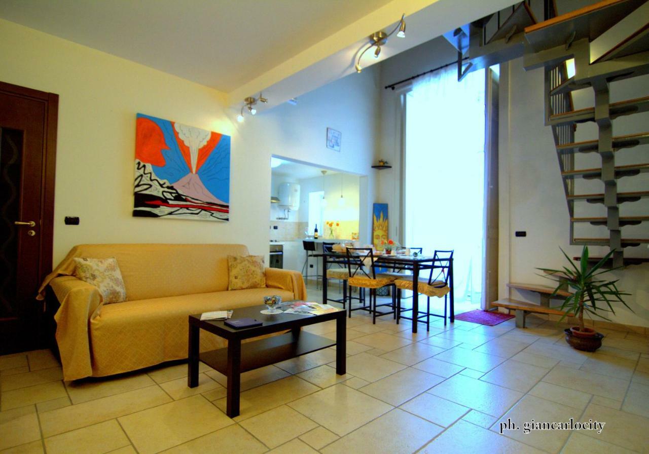 Spicchi Di Sole Bed & Breakfast Наполи Екстериор снимка